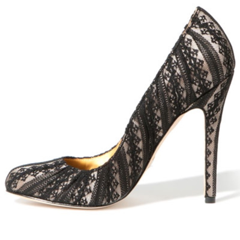 *Brand-New, Never Worn* Badgley Mischka Brynn Pumps (6.5)